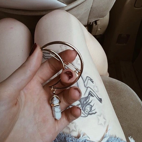 Moon & Marble Stone Charm Hairpin - Picture 2 of 7